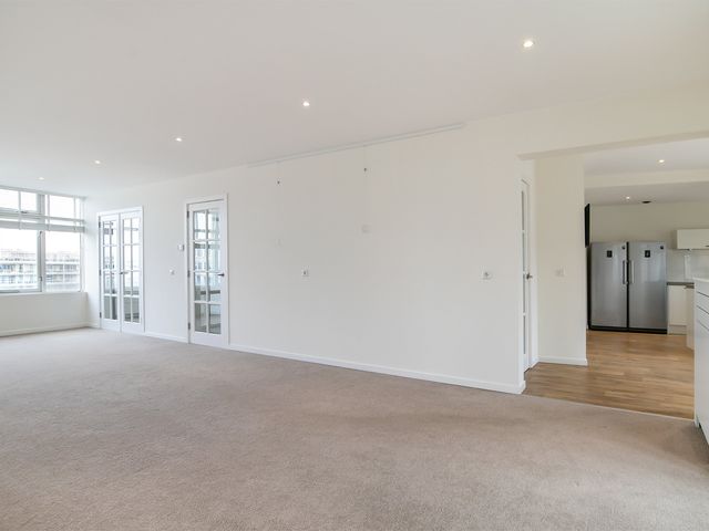 Burgemeester De Monchyplein 132, Den Haag