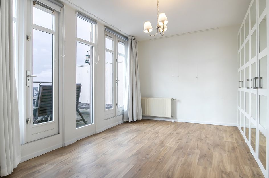 Burgemeester De Monchyplein 132