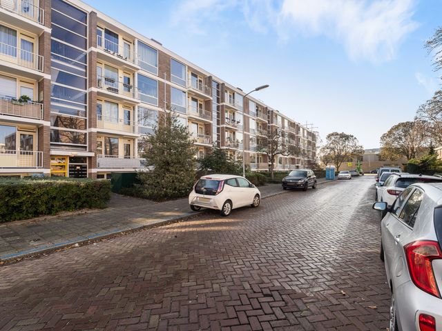 Frans Cobellaan 60, Voorburg