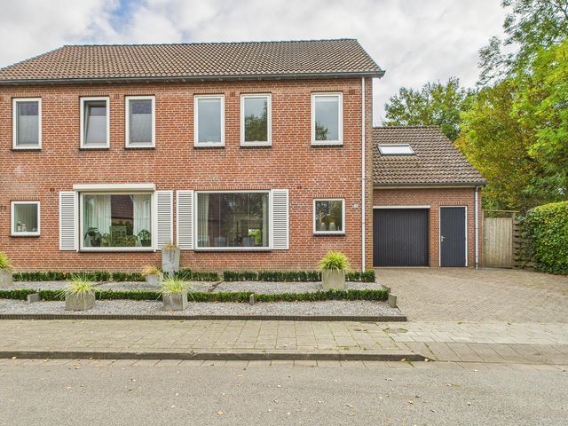 Klaprooslaan 71, Terneuzen