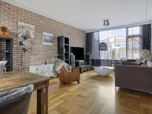 Koninginnelaan 13, Terneuzen