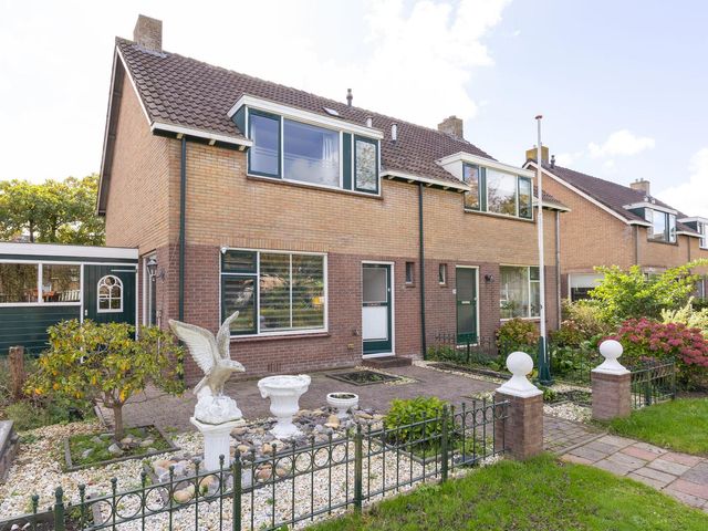 Albrecht van Beierenstraat 27, Hoogwoud