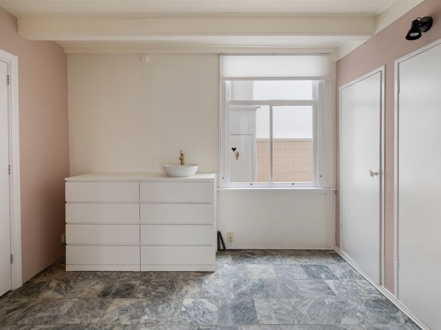 Westhavenplaats 2, Vlaardingen