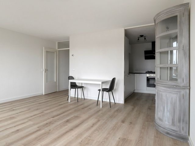 Valkenbosplein 19R, Den Haag