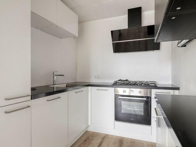 Valkenbosplein 19R, Den Haag