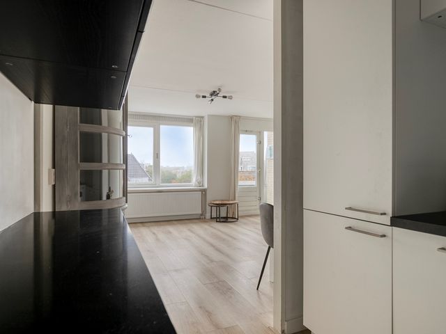 Valkenbosplein 19R, Den Haag