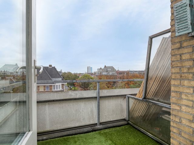 Valkenbosplein 19R, Den Haag