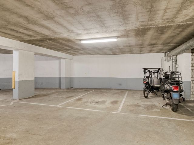 Valkenbosplein 19R, Den Haag