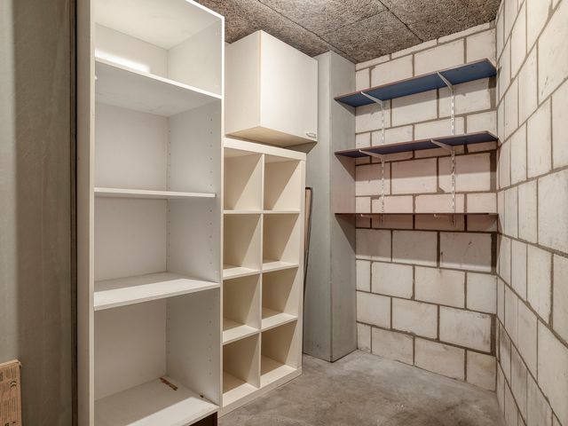 Valkenbosplein 19R, Den Haag