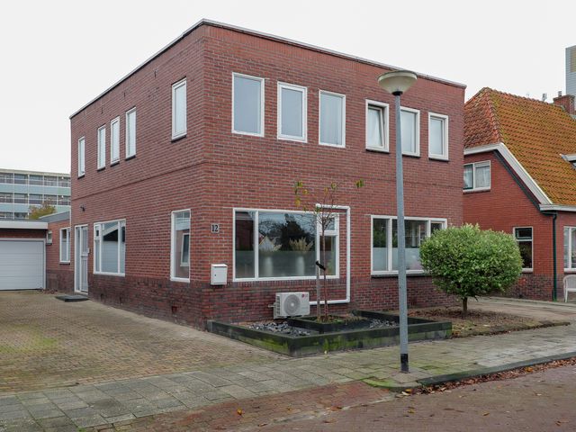 Sportterreinstraat 12, Hoogezand