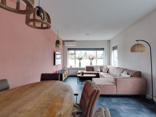 Sportterreinstraat 12, Hoogezand