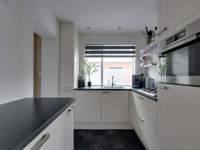 Sportterreinstraat 12, Hoogezand