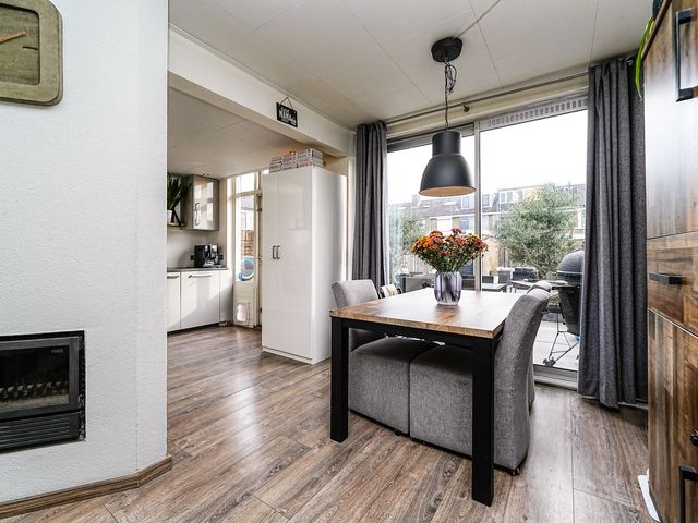 Troelstrastraat 40, Alblasserdam