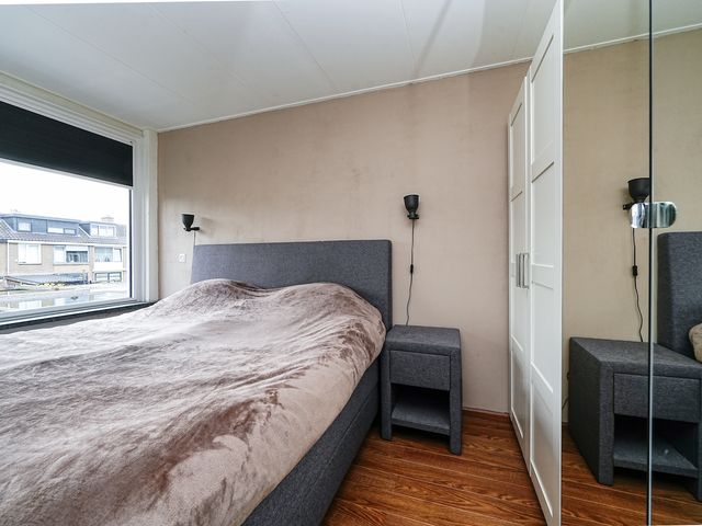 Troelstrastraat 40, Alblasserdam