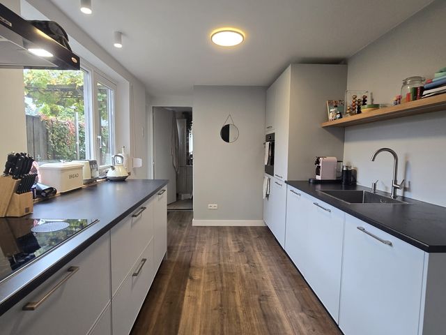 Van Meterenstraat 24, Tilburg