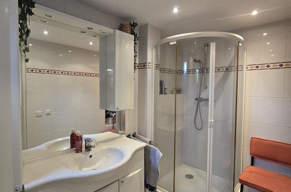 Van Meterenstraat 24