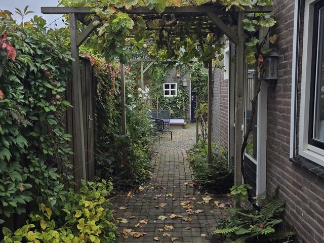 Van Meterenstraat 24, Tilburg