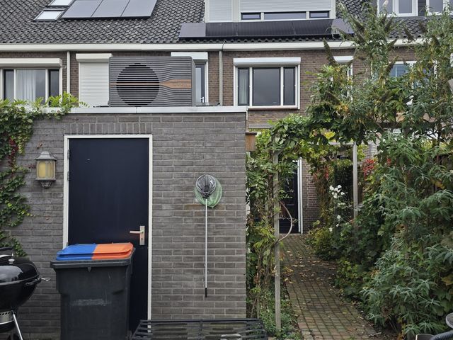 Van Meterenstraat 24, Tilburg