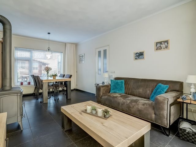 Pater Helmerplein 20, Moergestel