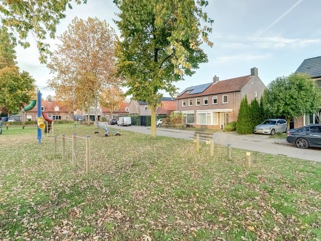 Pater Helmerplein 20, Moergestel