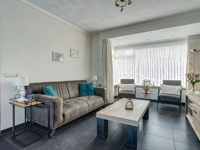 Pater Helmerplein 20, Moergestel