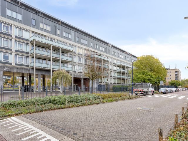 Lederambachtstraat 118, Amsterdam