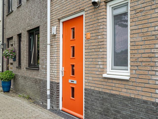 Carol Vogesgracht 11, Almere