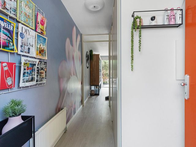 Carol Vogesgracht 11, Almere