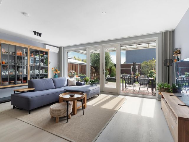 Carol Vogesgracht 11, Almere