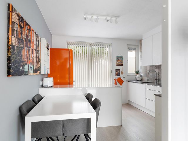 Carol Vogesgracht 11, Almere