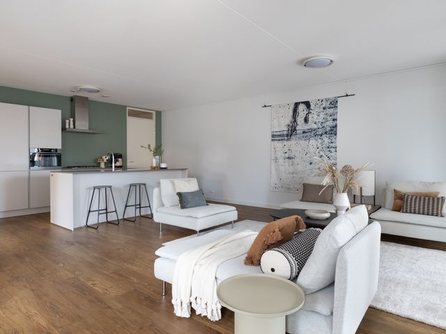 Defensie-eiland 145, Woerden