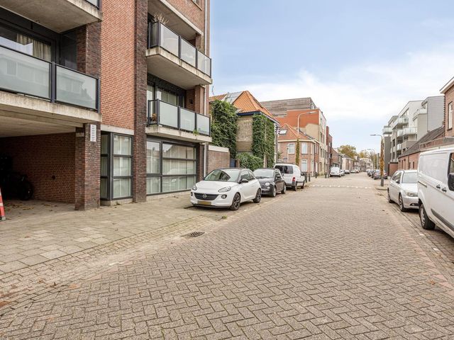 Groeseindstraat 42f, Tilburg