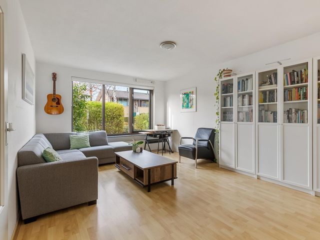 Januaristraat 76, Almere