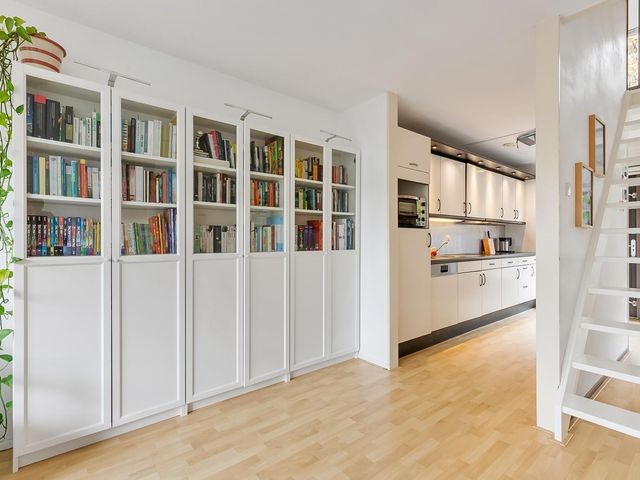 Januaristraat 76, Almere