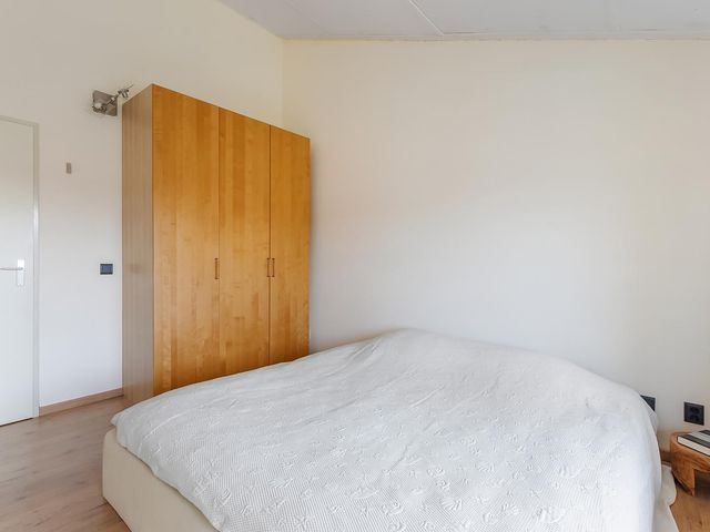 Januaristraat 76, Almere