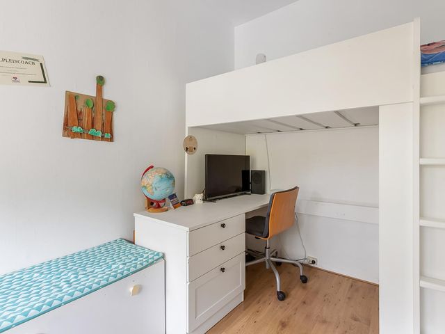 Januaristraat 76, Almere