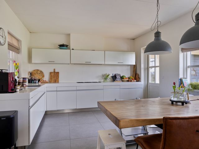 Voorsterweg 155, Tonden