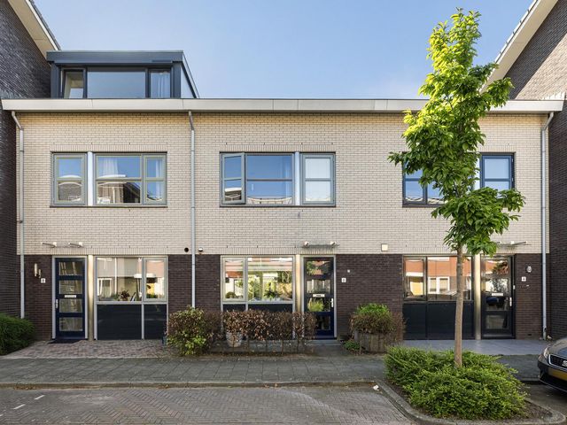 Ambonstraat 6, Zwolle