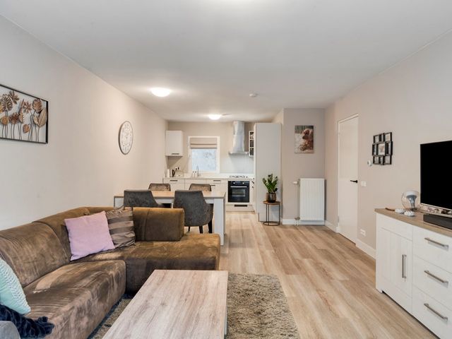 Dorpstraat 5H, Geffen