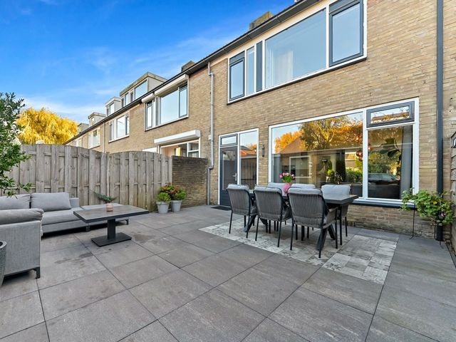 Plantage 27, Maasland