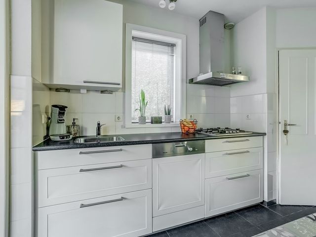 Pater Helmerplein 20, Moergestel