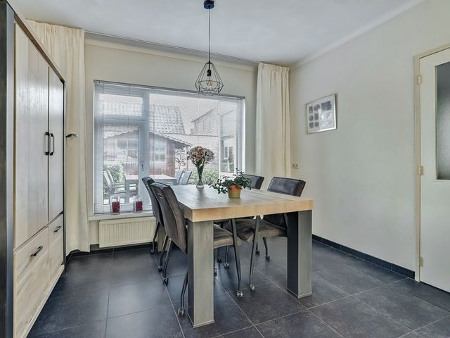 Pater Helmerplein 20, Moergestel