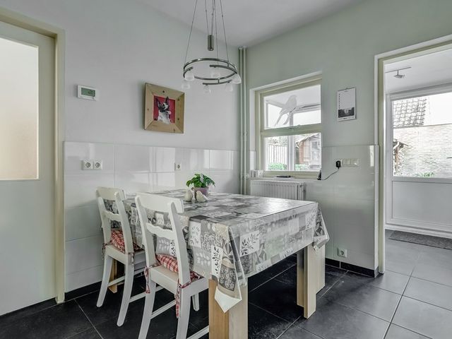 Pater Helmerplein 20, Moergestel