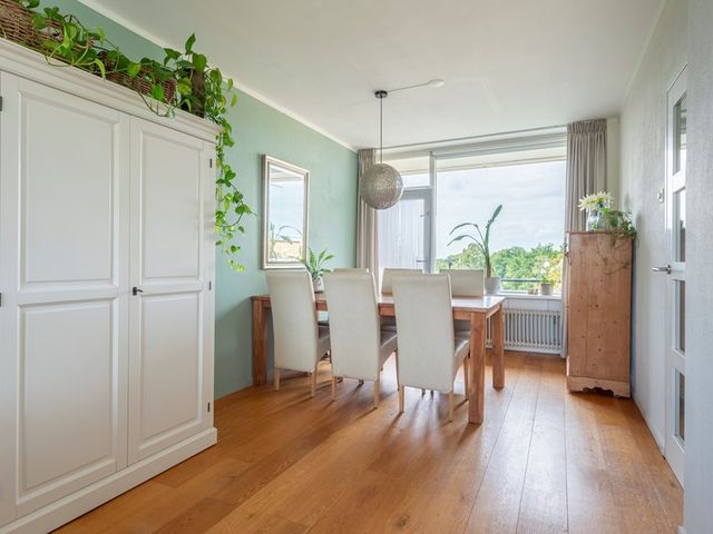 Leeuweriklaan 97, Bussum