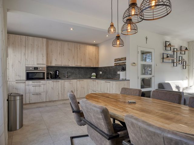 Noordenbos 27, Geertruidenberg