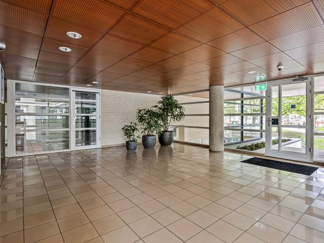 Omval 105, Amsterdam