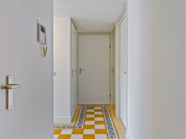 Omval 105, Amsterdam