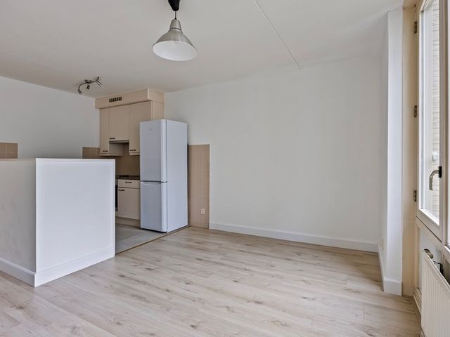 Omval 105, Amsterdam