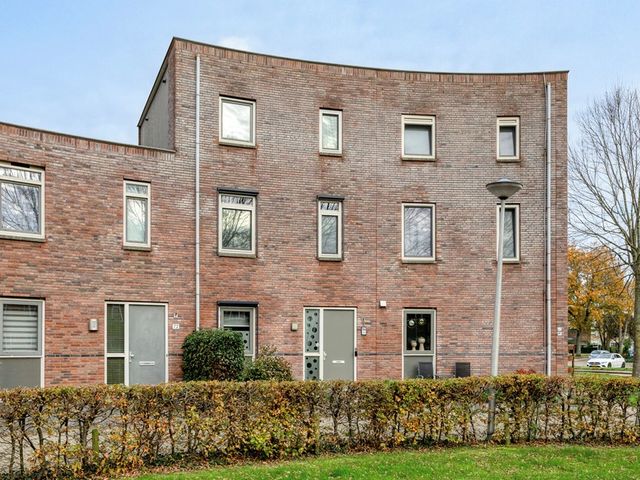 Gerrit Kögelerstraat 74, Zwijndrecht