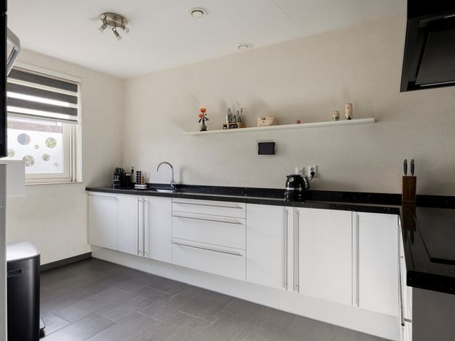 Gerrit Kögelerstraat 74, Zwijndrecht